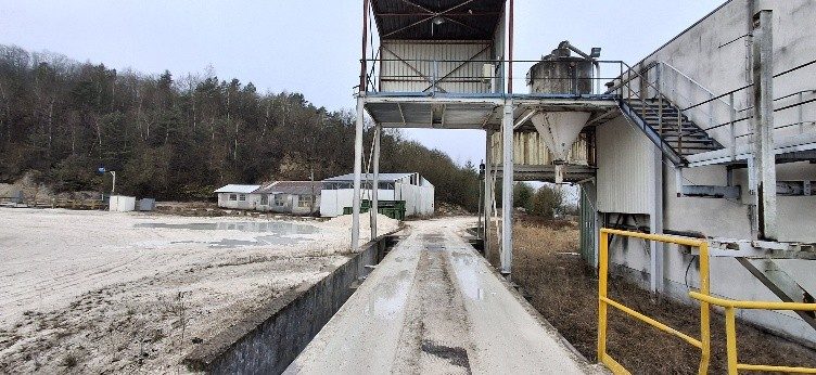 Construction d'une déchetterie et aménagement d'une zone d'activités