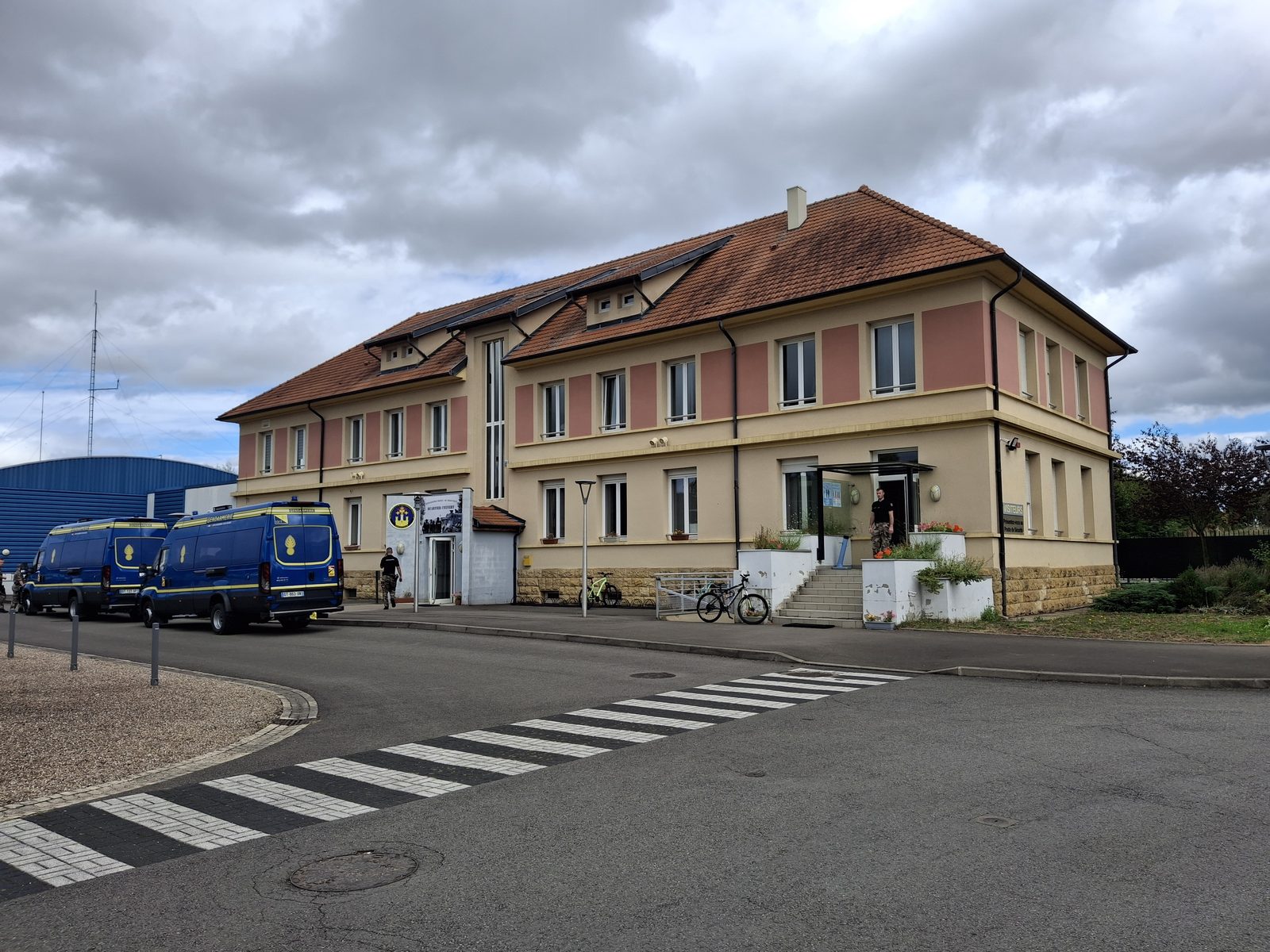 Lot 4, Réhabilitation des locaux de service et logements, construction de LST